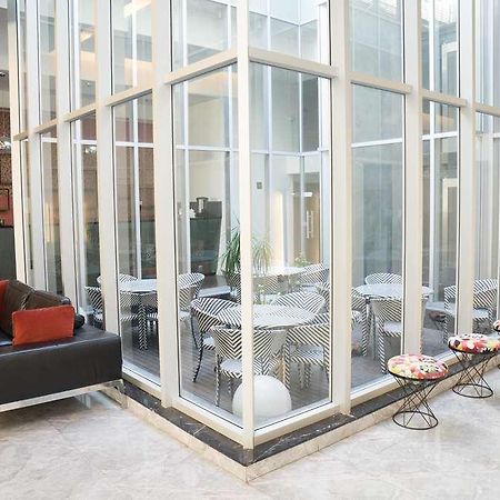 Howard Johnson Buenos Aires Abasto Интериор снимка